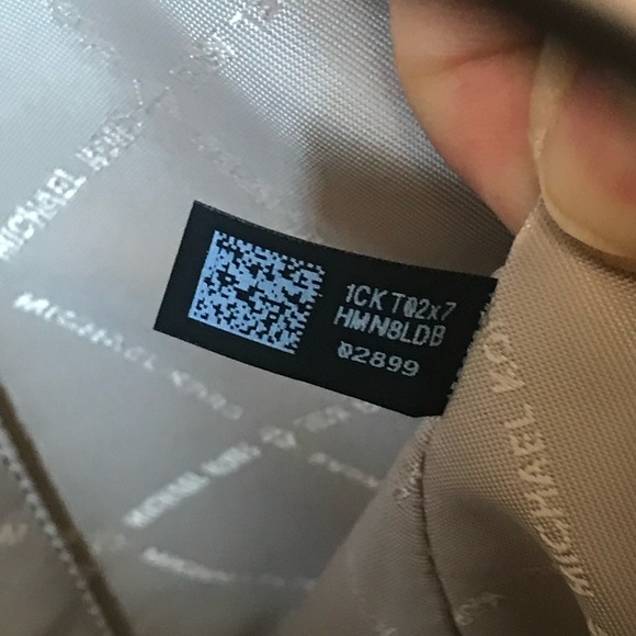 🌼Michael Kors Set - Picture 13 of 16